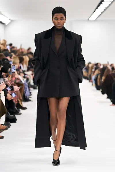 Look 4